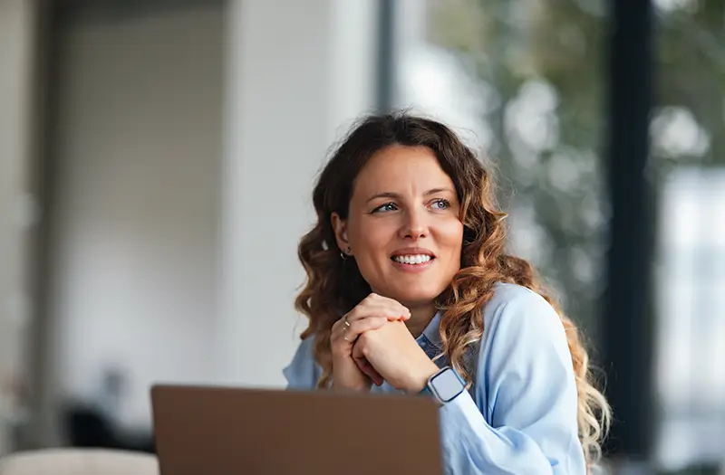 girl working on laptop
