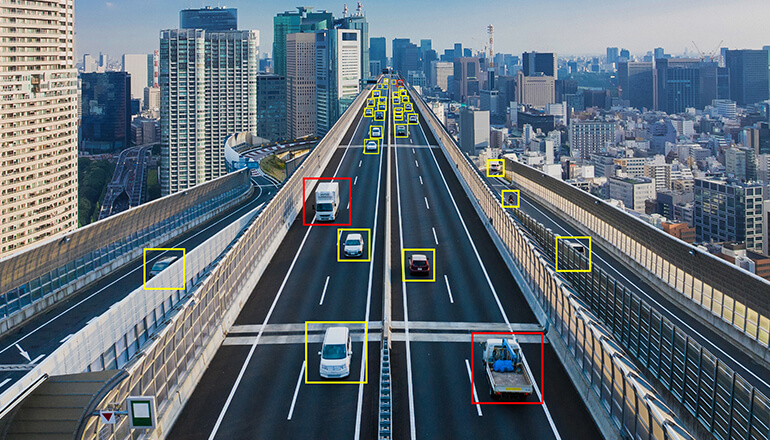 Article Pourquoi les villes intelligentes sont-elles plus sûres grâce aux données en temps réel et à l’IA?  Image