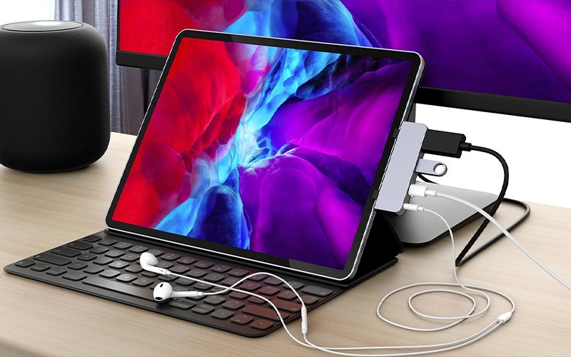 Hyper Apple USB-C adapters and docking station