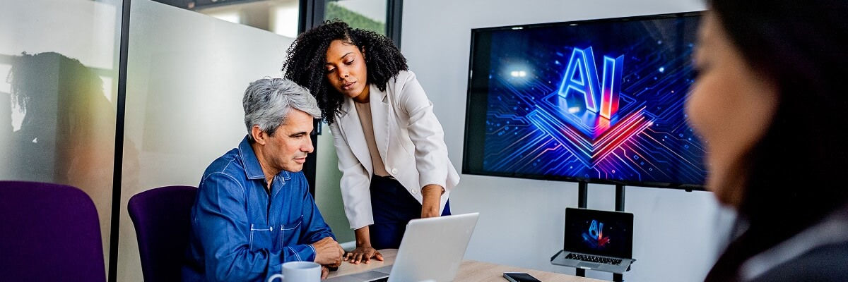 10 game-changing ways Google Cloud location intelligence is reshaping industries People at an AI presentation