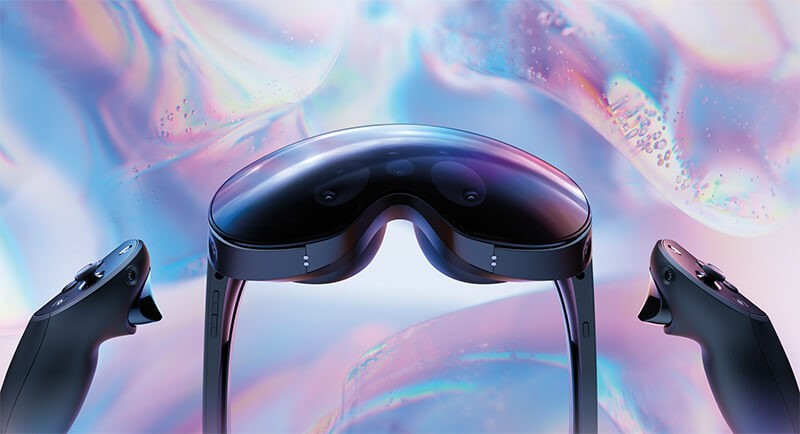 Meta Quest Pro product rendering with headset and controllers. 