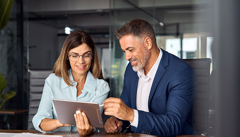 Two colleagues collaborating