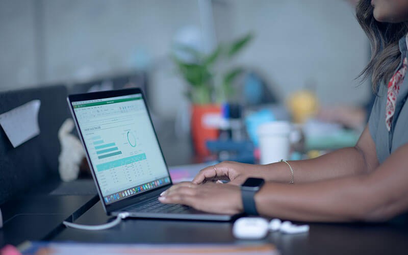 User using Mac device