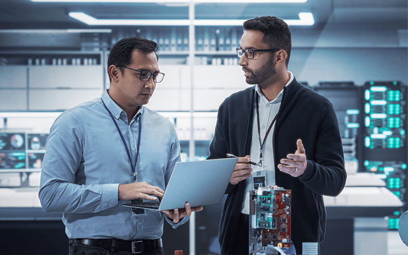 IT staffs working together