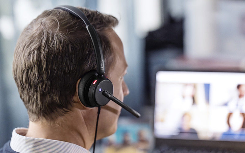 Corded headsets