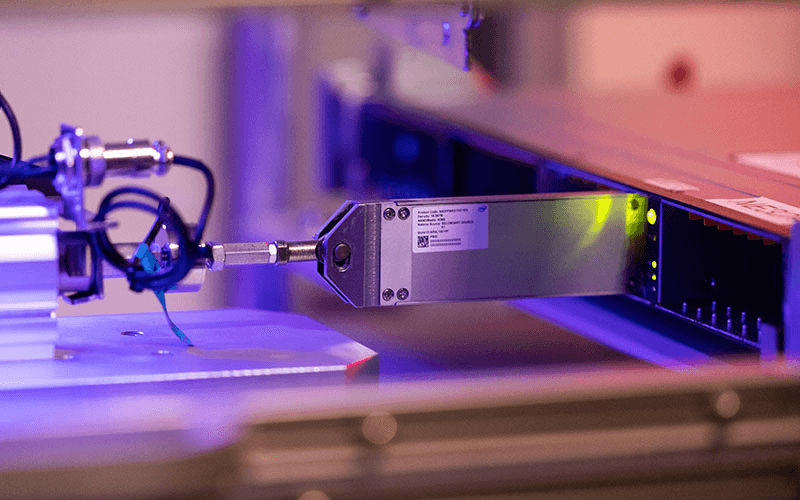 Solidigm SSD inserted to the port